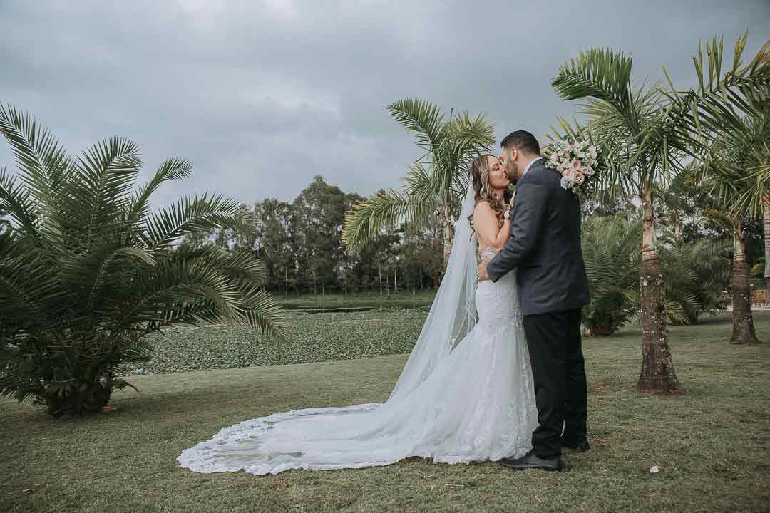 Pareja en ambiente natural | Wink Eventos