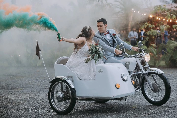 Vehiculos personalizados para bodas | Wink Eventos