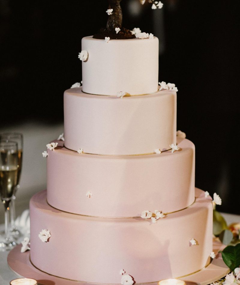 pastel-bodas-rosa-decorado-velas-petalos-rosa Minimalismo Elegante | Wink Eventos